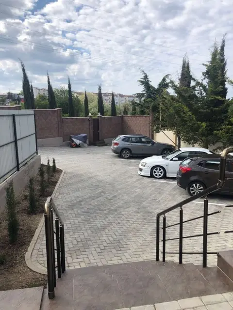 Севастополь: Апартаменты Бермудас
