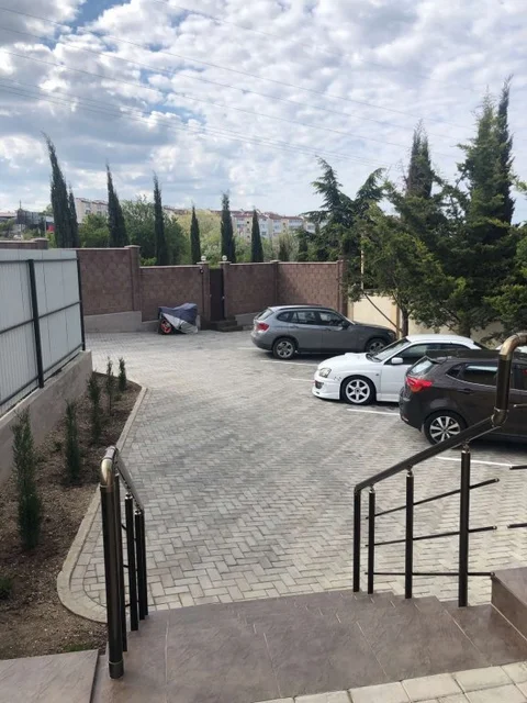Севастополь: Апартаменты Бермудас