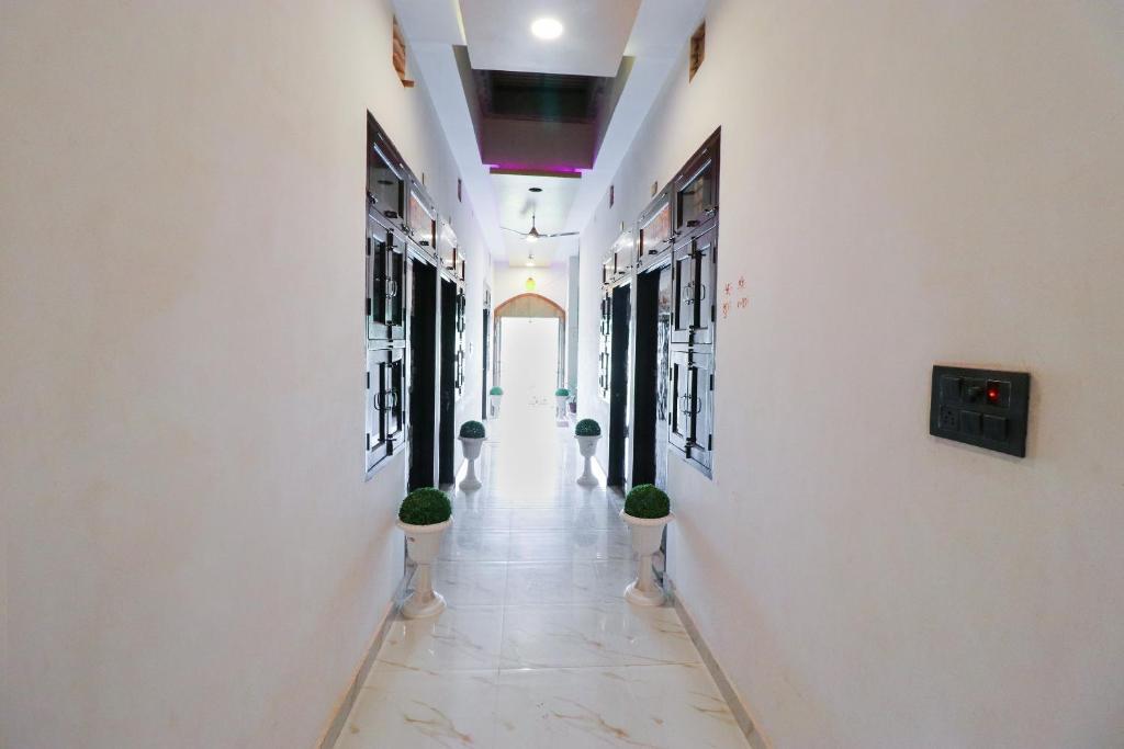 Мератх: OYO Hotel S Chandra