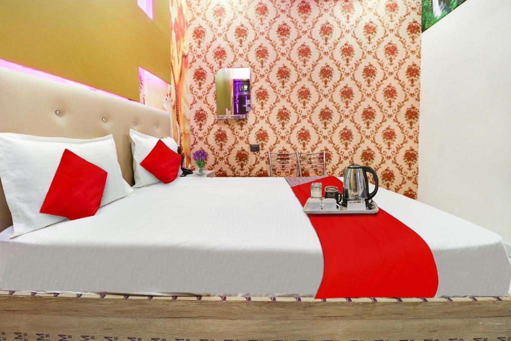 Мератх: OYO Hotel S Chandra