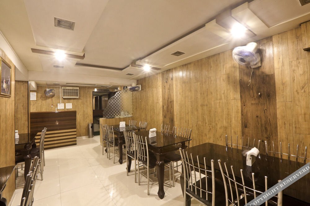 Мумбаи: Lake Bloom Residency Powai