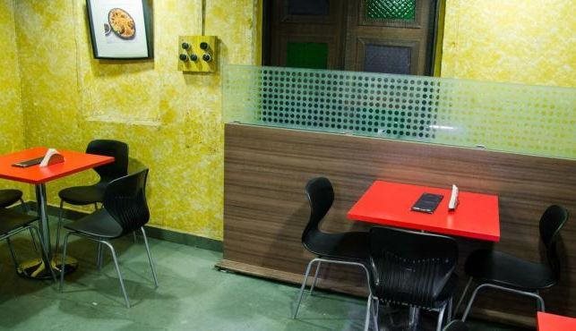 Нагпур: OYO Townhouse 81848 Hotel Dua Continental