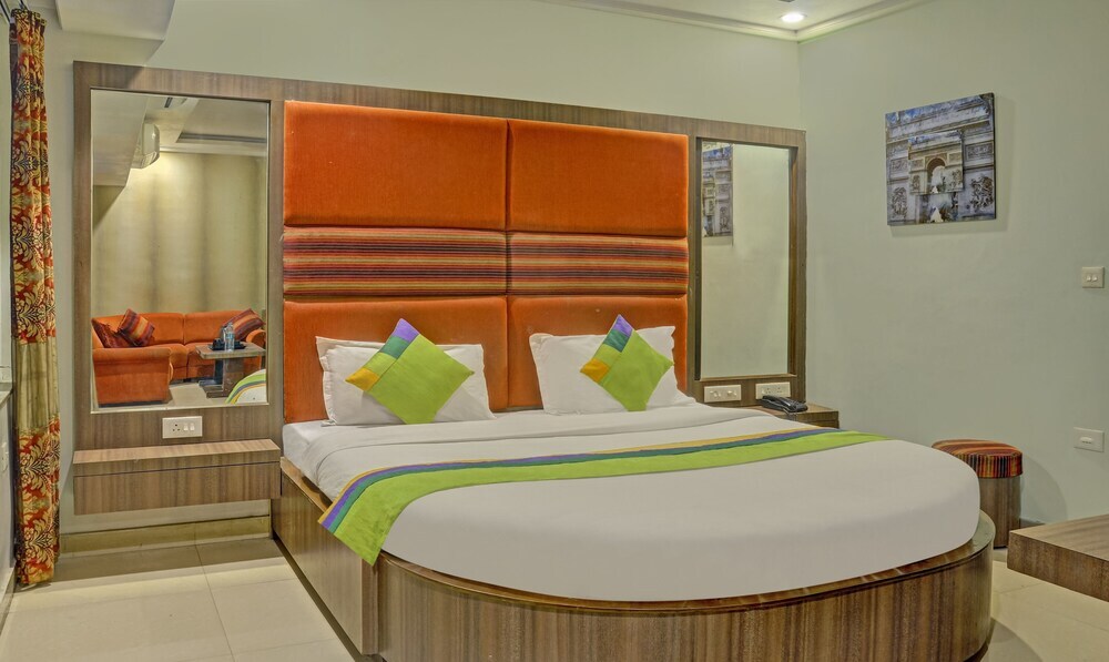 Нагпур: OYO Townhouse 81848 Hotel Dua Continental
