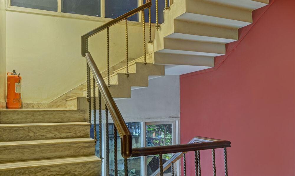 Нагпур: OYO Townhouse 81848 Hotel Dua Continental