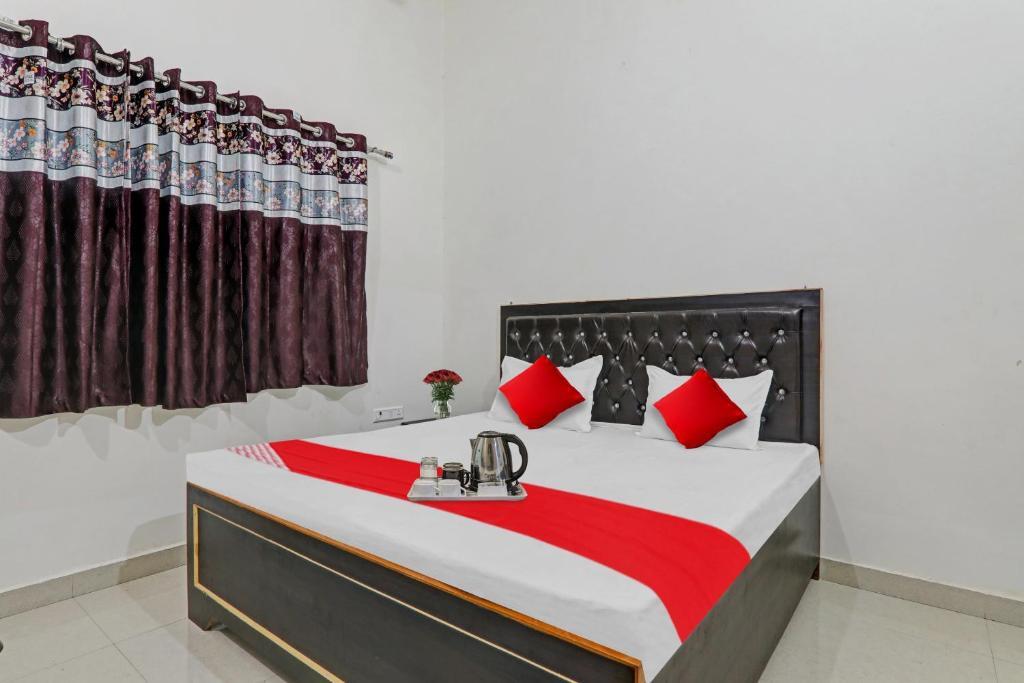 Сарнатх: OYO 89759 City Guest House
