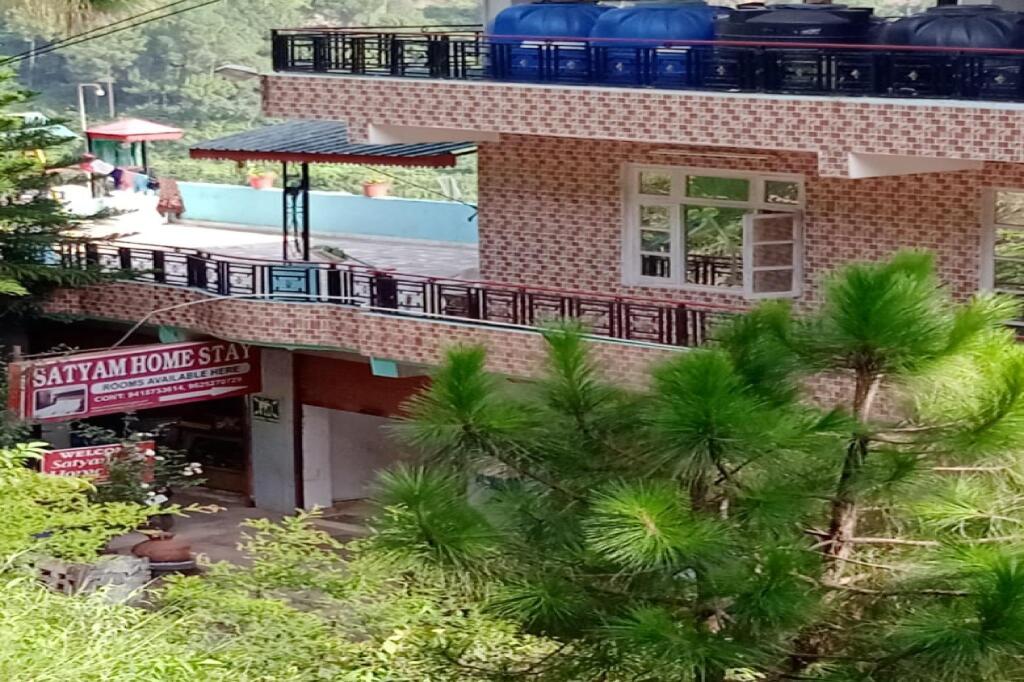Дхарампур: OYO HOME 84599 Satyam Home Stay
