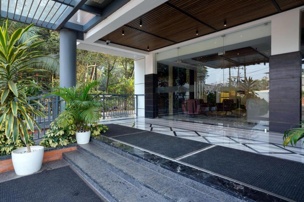 Кондотти: Nexstay River Mouth International