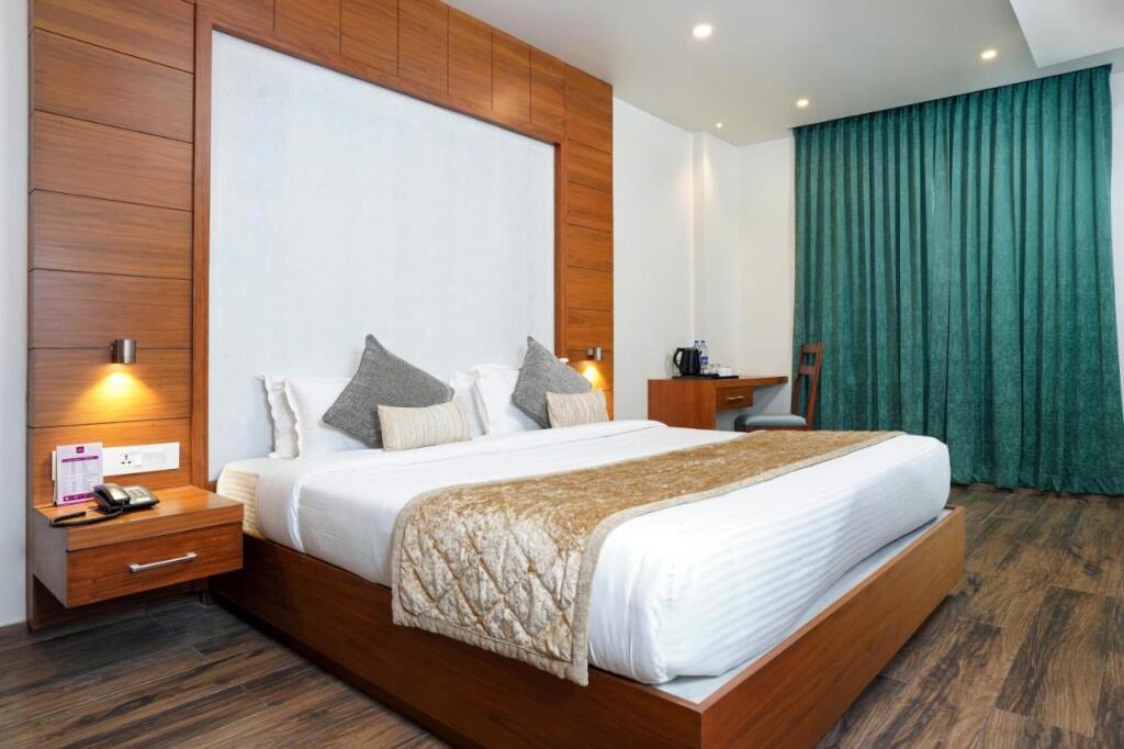 Кондотти: Nexstay River Mouth International
