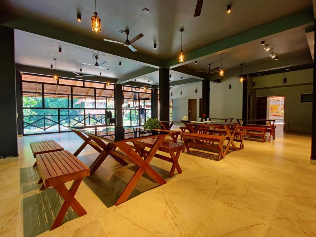 Атирапалли: Vajra Ayurveda and Yoga Retreat