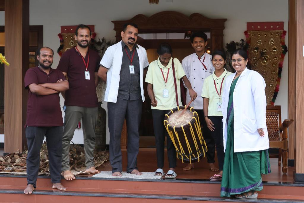 Атирапалли: Vajra Ayurveda and Yoga Retreat