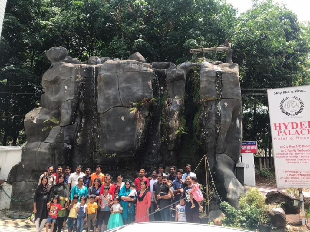 Атирапалли: Athirapilly Palace Hydel