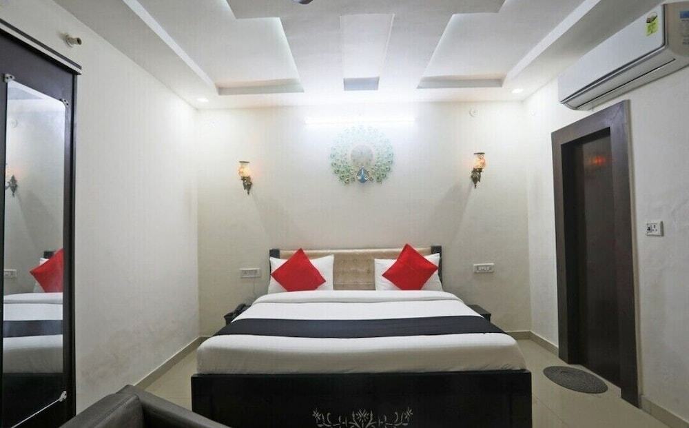 Вриндаван: Elegance Resort