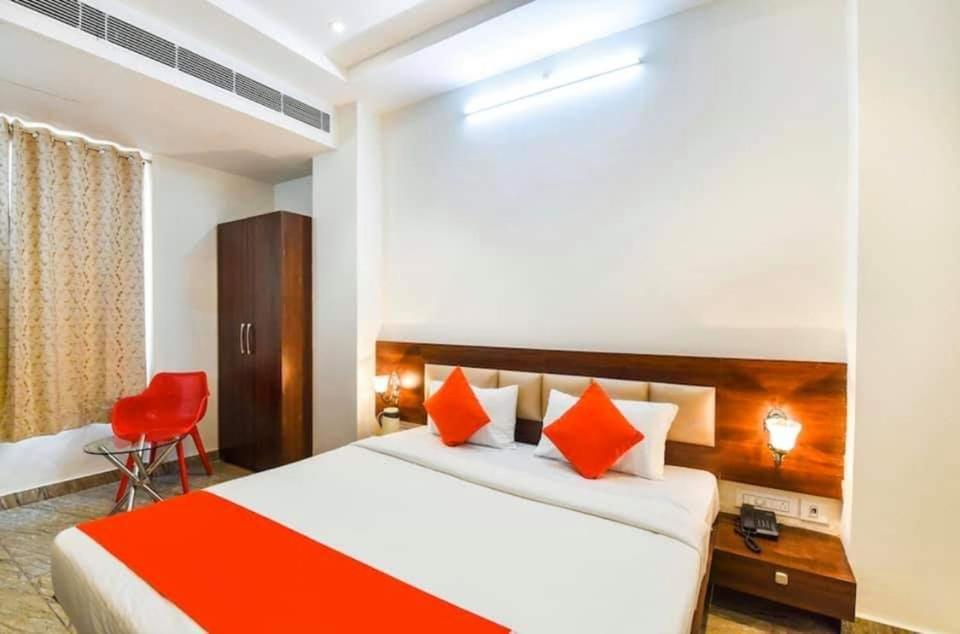 Кота: Hotel Sarovar Plaza