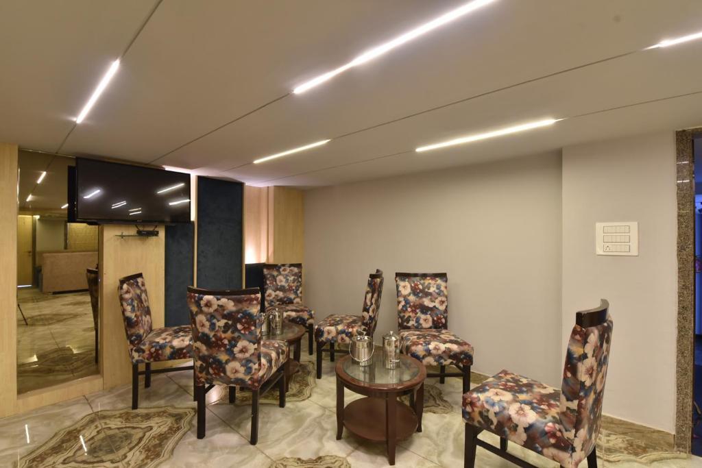 Кота: Hotel Sarovar Plaza