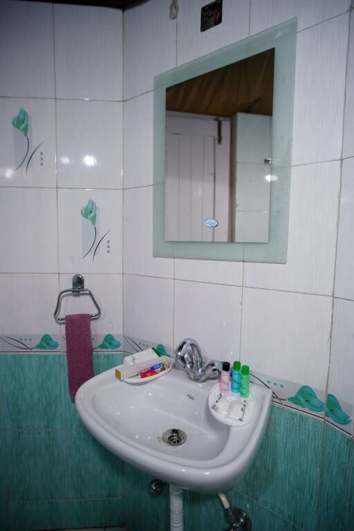 Куфри: Jungle Livinn Camps and Retreat