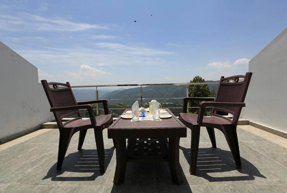 Куфри: Jungle Livinn Camps and Retreat