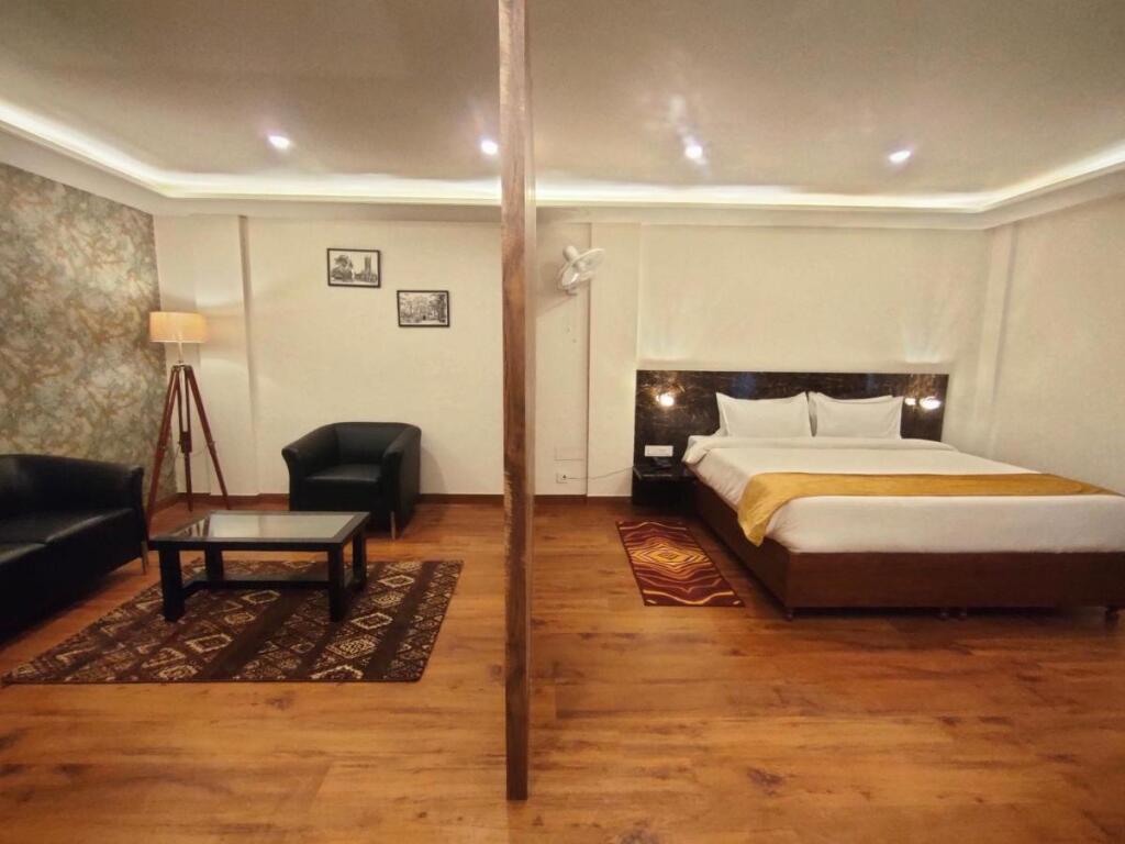 Куфри: The Castle Resort Fagu
