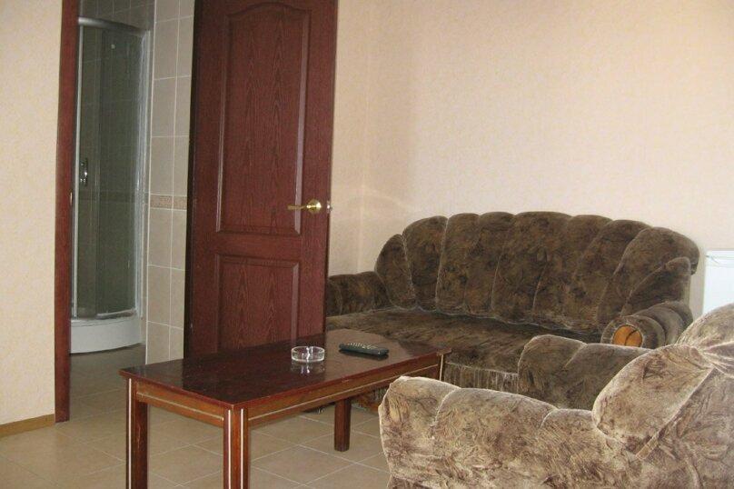 Андреевка: Shik Guest House