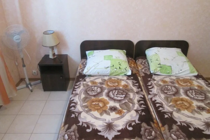 Андреевка: Shik Guest House