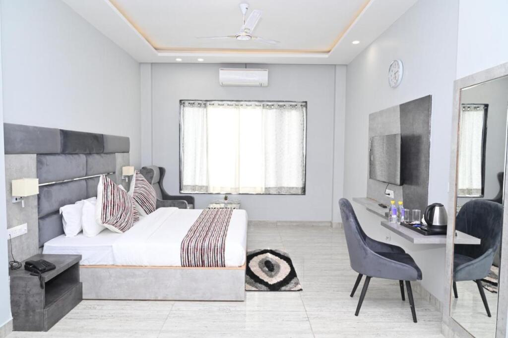 Прем-Нагар: Hotel Vasdaa Grand