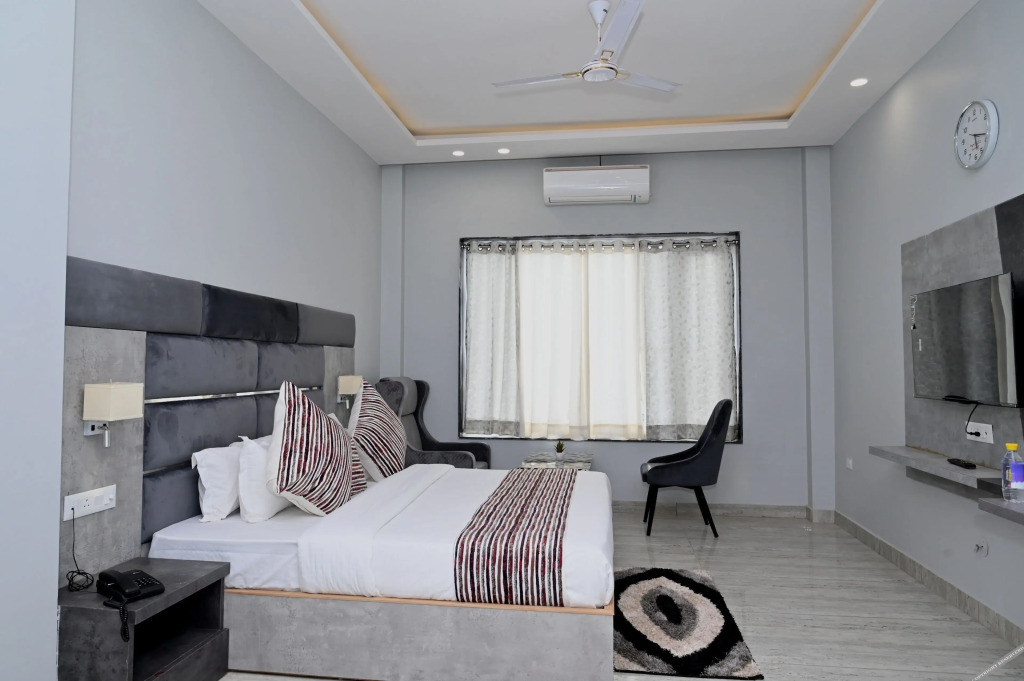 Прем-Нагар: Hotel Vasdaa Grand