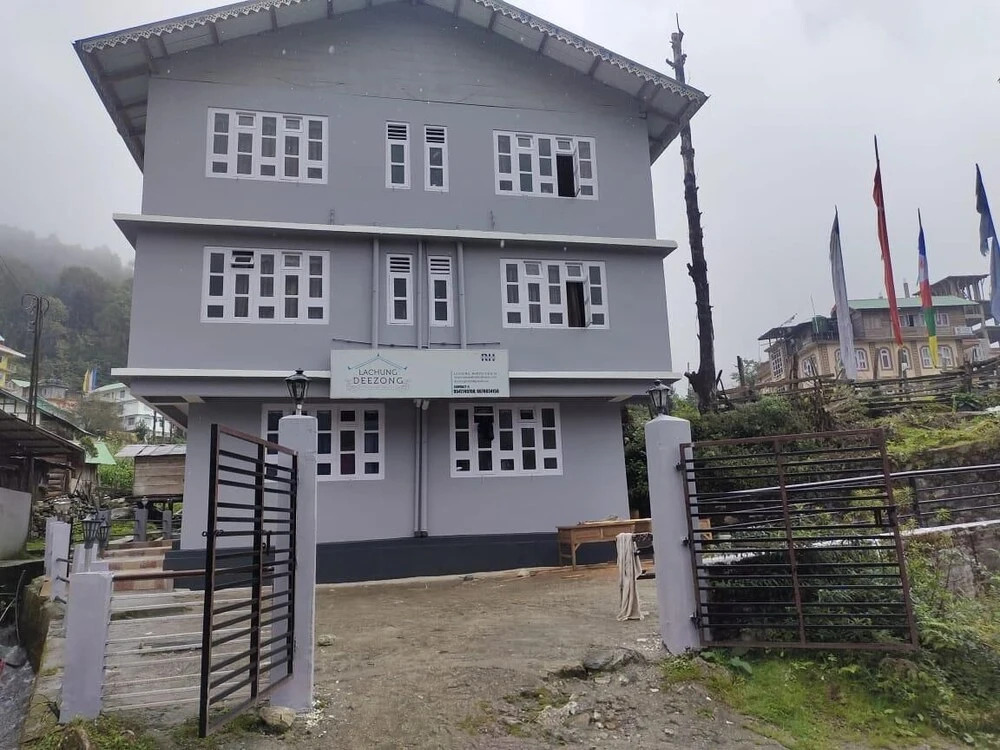 Лачунг: Rufina Lachung Deezong