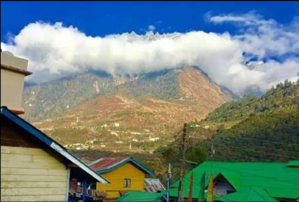 Лачунг: Mann Hotel Trigya Lachung