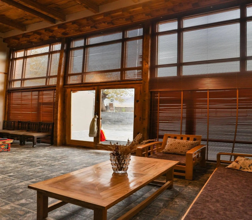 Лех: Dakpa House