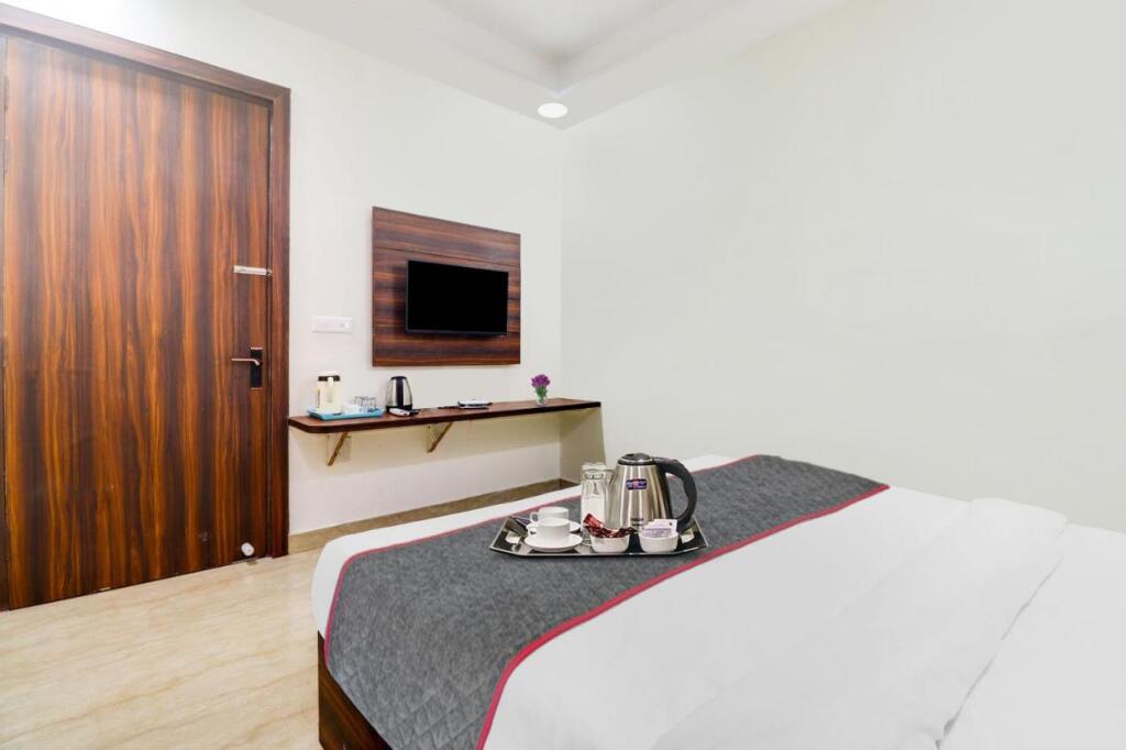 Агра: Collection O 701138 Hotel Golden Grand