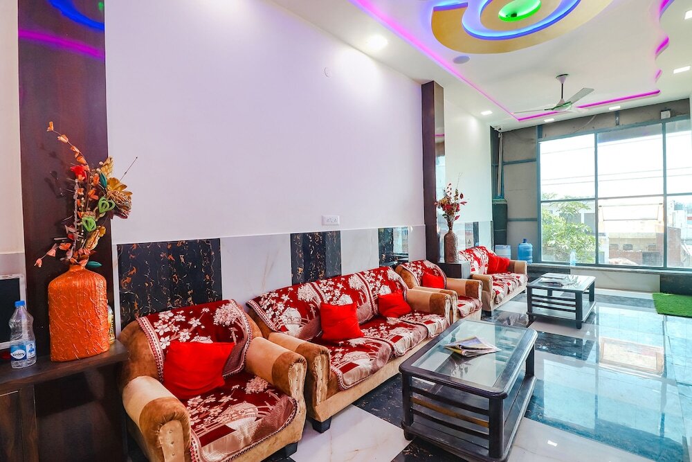 Агра: Fabhotel Chahat Palace