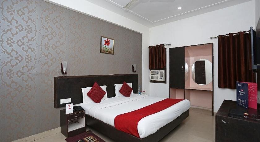 Агра: Hotel Kanha Continental