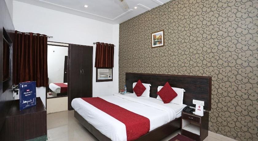 Агра: Hotel Kanha Continental