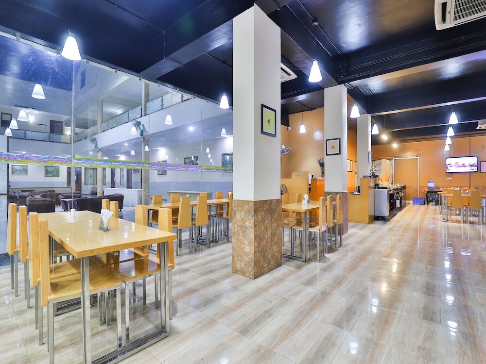 Гандхинагар: Infocity Club And Resort