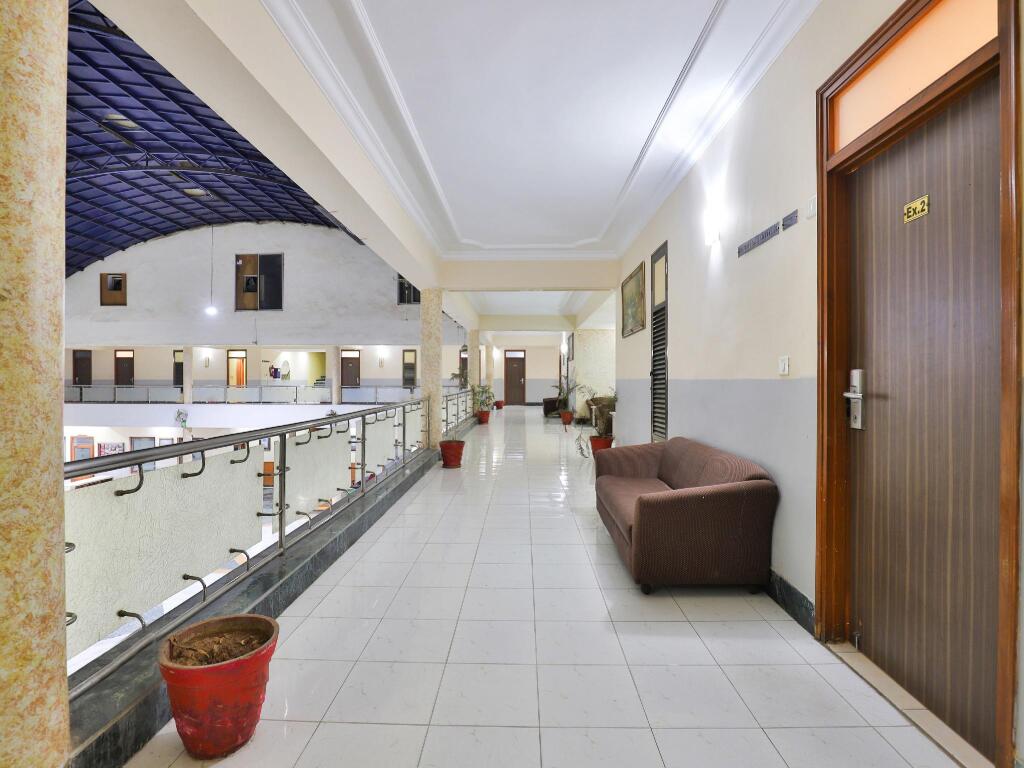 Гандхинагар: Infocity Club And Resort