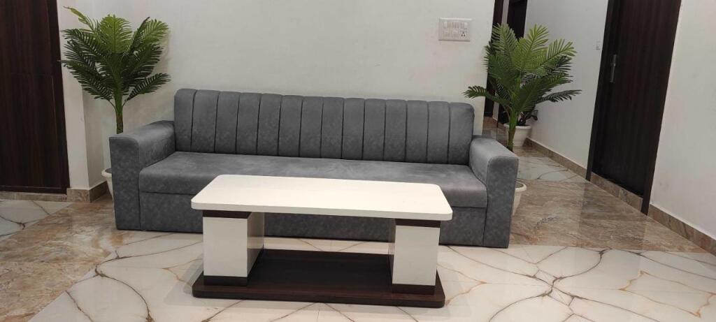 Aligarh: OYO 701490 Hotel Sharma Ji Inn