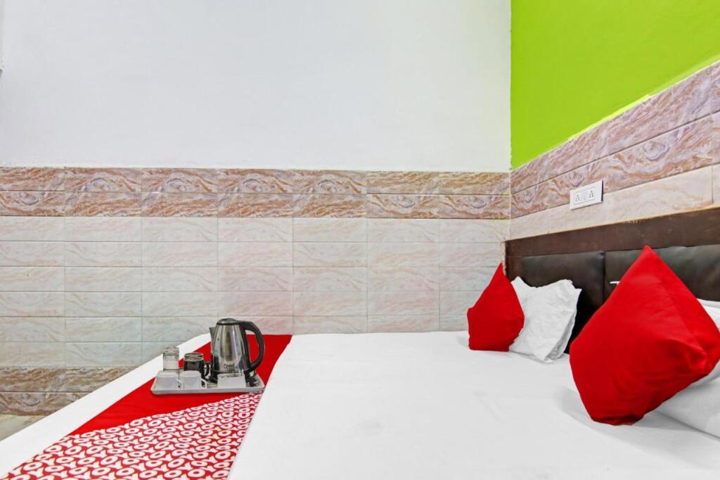 Алипур: OYO 93417 Niketan Guest House