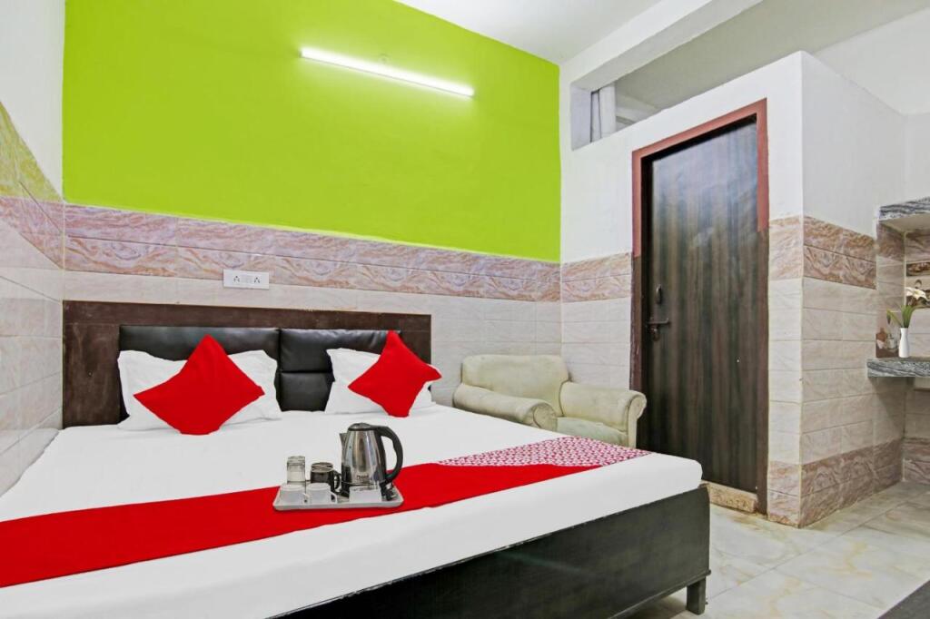 Алипур: OYO 93417 Niketan Guest House