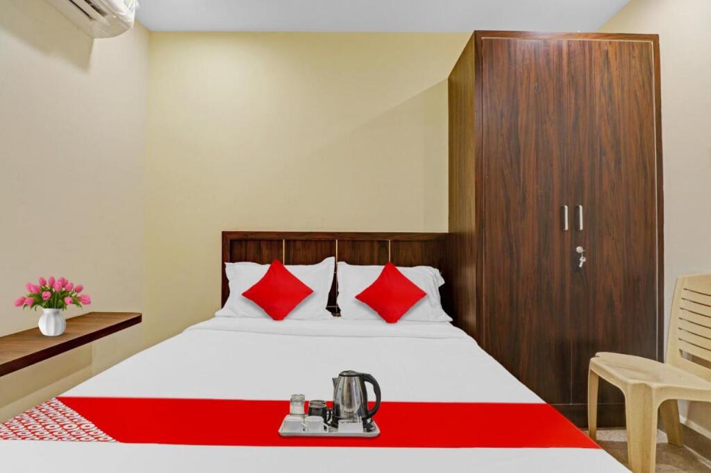 Бангалор: Oyo Flagship 701068 Gn Nelli Suites