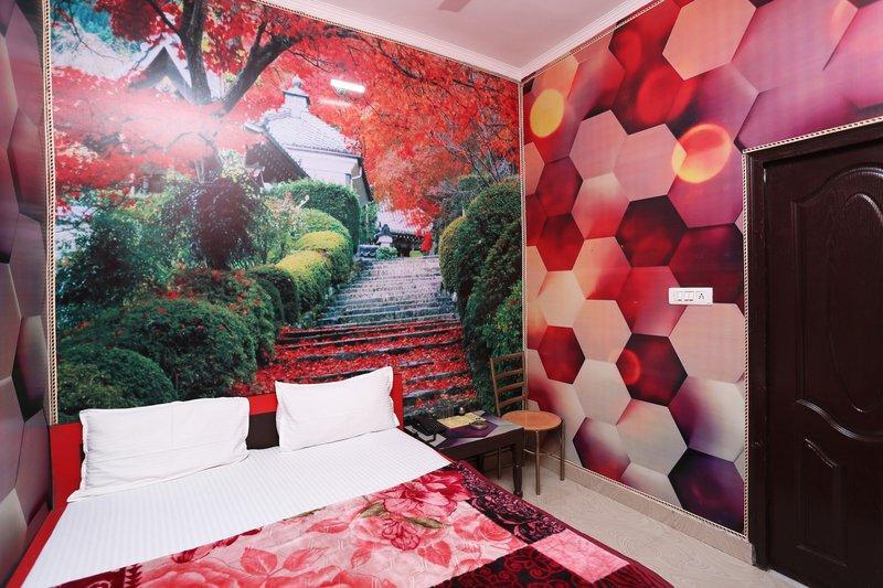 Фаридабад: OYO Flagship 39843 Hotel 999