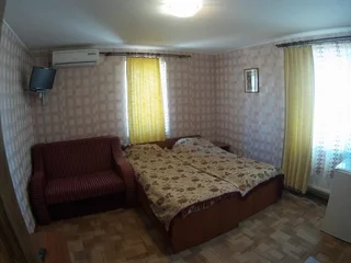 Севастополь: Гостевой дом Инжир