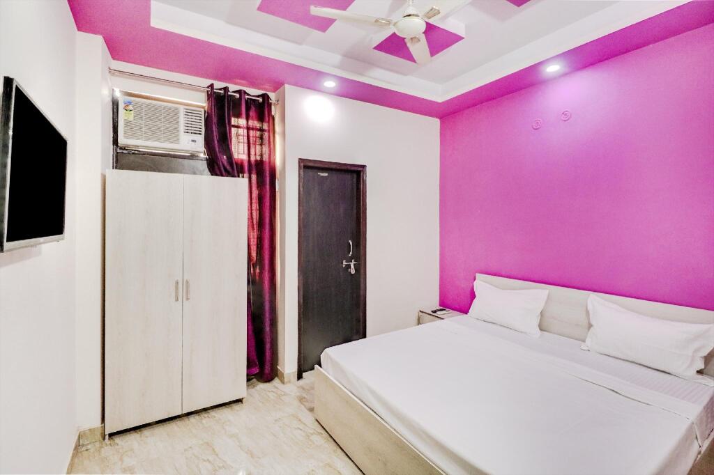 Газиабад: OYO 80034 Flagship HOTEL CRUSH ON