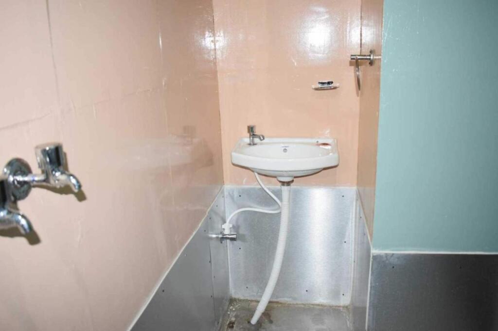 Мератх: OYO 700197 As Hotel And Restaurant Unit 2