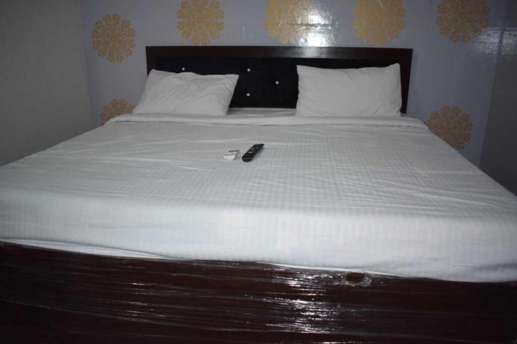 Мератх: OYO 700197 As Hotel And Restaurant Unit 2