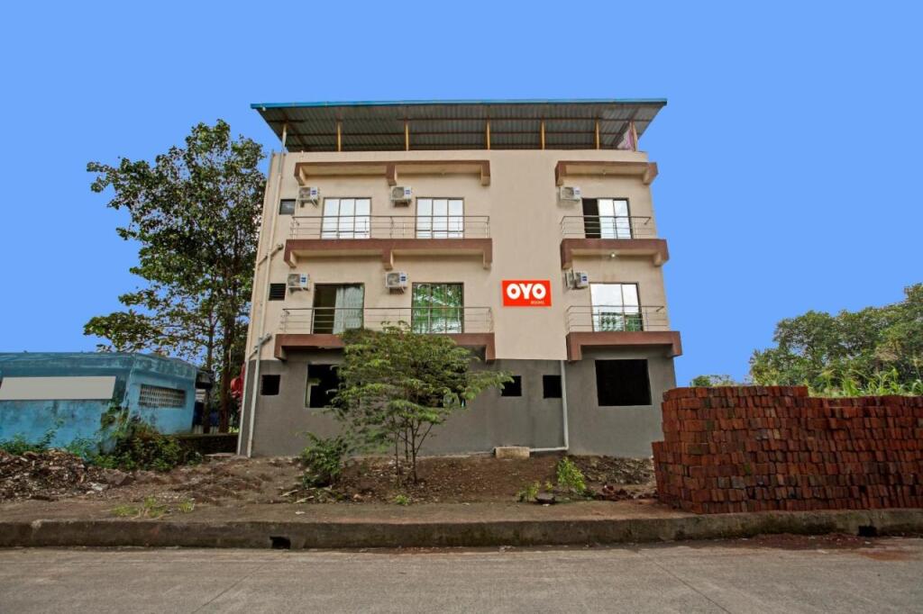 Нави-Мумбай: OYO 700169 Om Sai Ram Residency