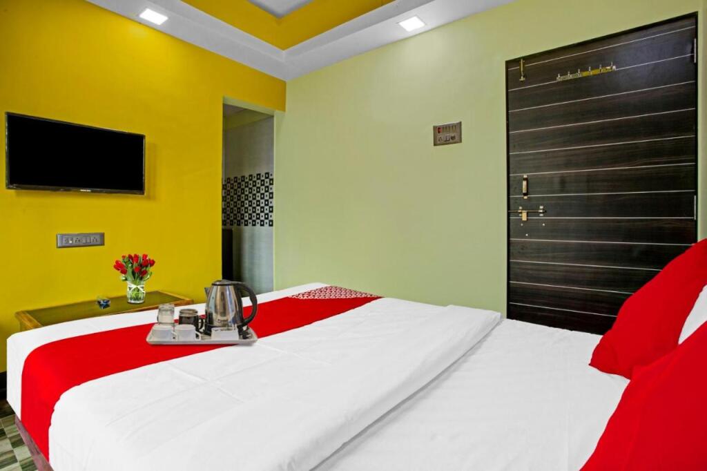 Нави-Мумбай: OYO 700169 Om Sai Ram Residency
