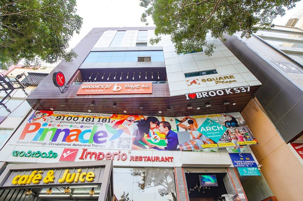 Бангалор: Fabhotel Royal Inn I