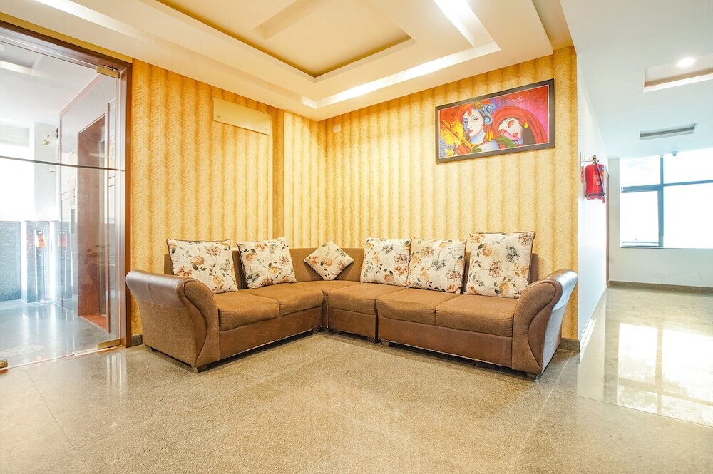 Бангалор: Fabhotel Royal Inn I