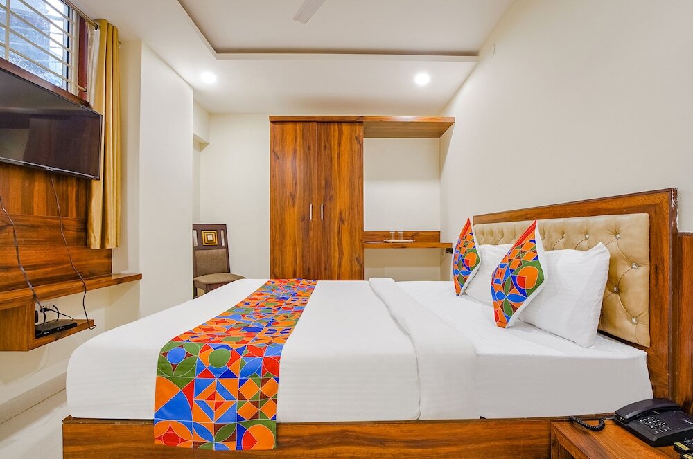 Бангалор: Fabhotel Royal Inn I