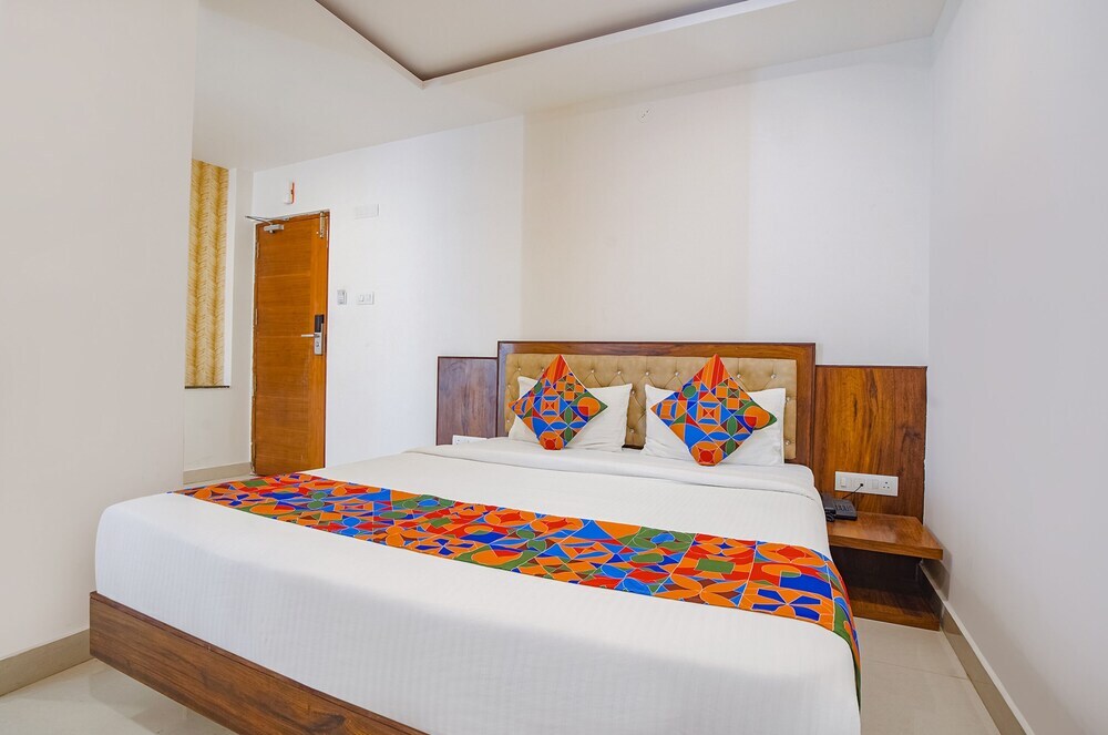 Бангалор: Fabhotel Royal Inn I
