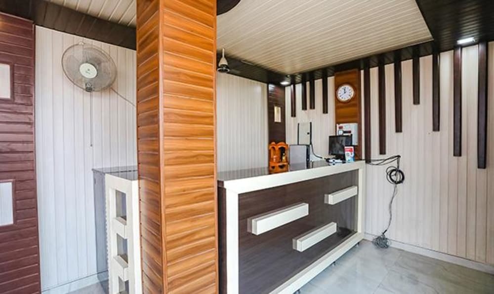 Дехрадун: Fabhotel Jms Residency
